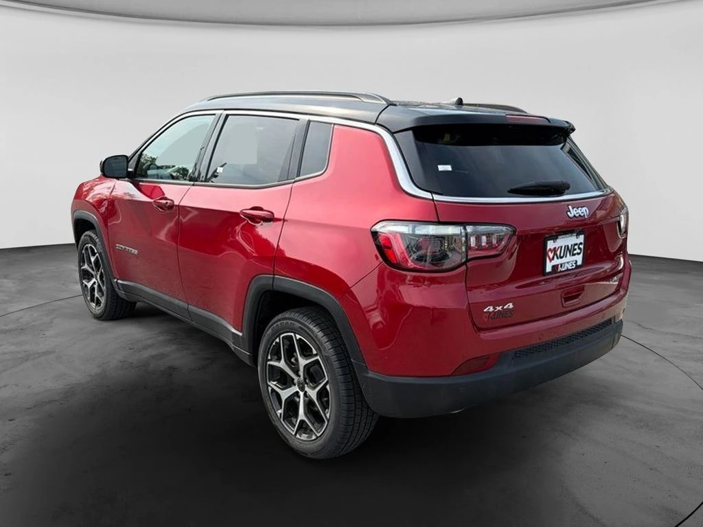 2025 Jeep Compass Limited - Photo 7