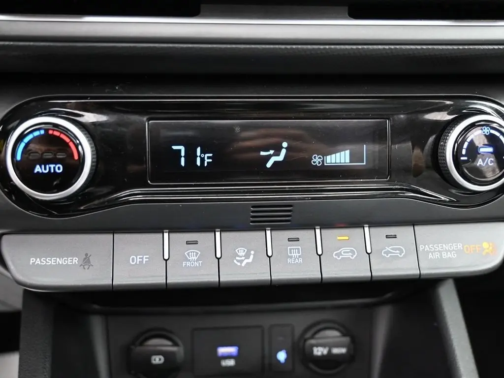 2022 Hyundai Kona SEL N Line photo 24