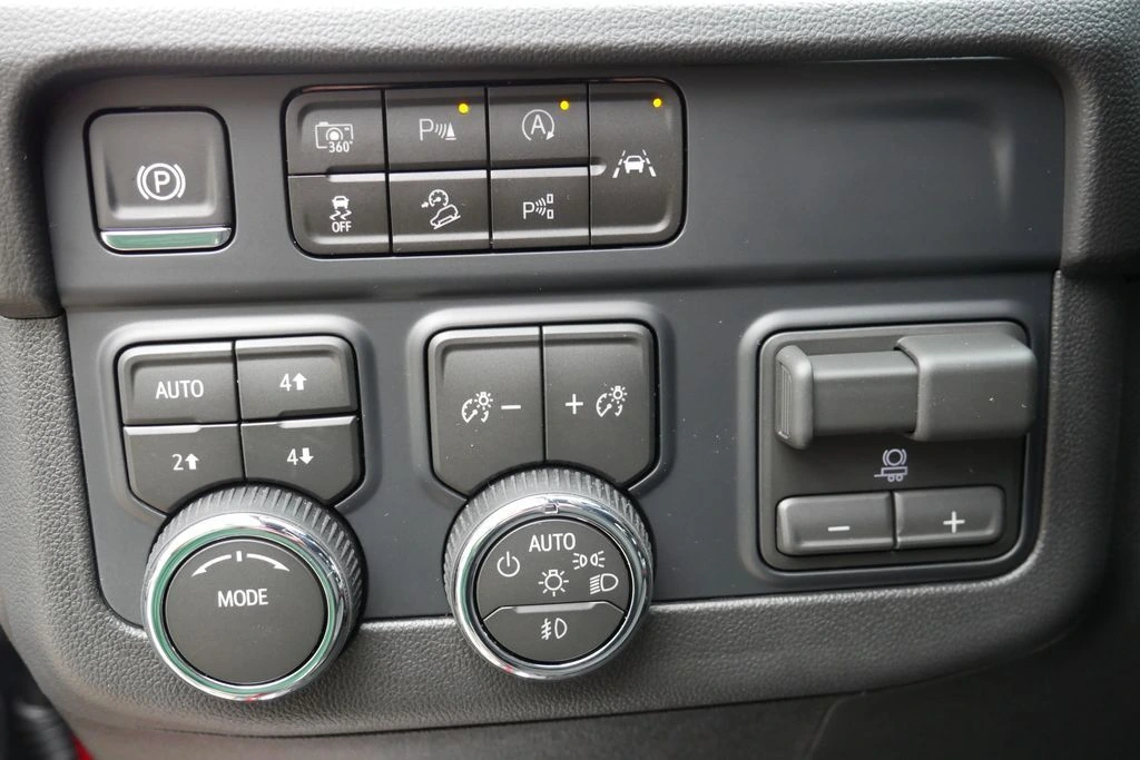 2026 Chevrolet Tahoe LT - Photo 26