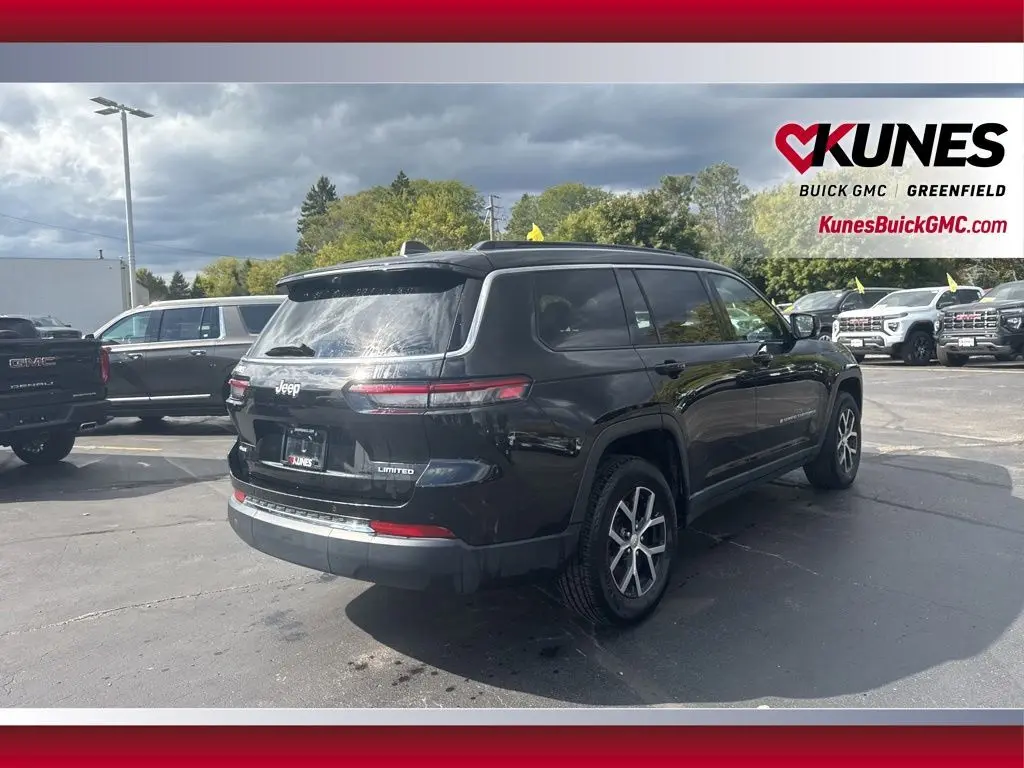 2024 Jeep Grand Cherokee Limited photo 2