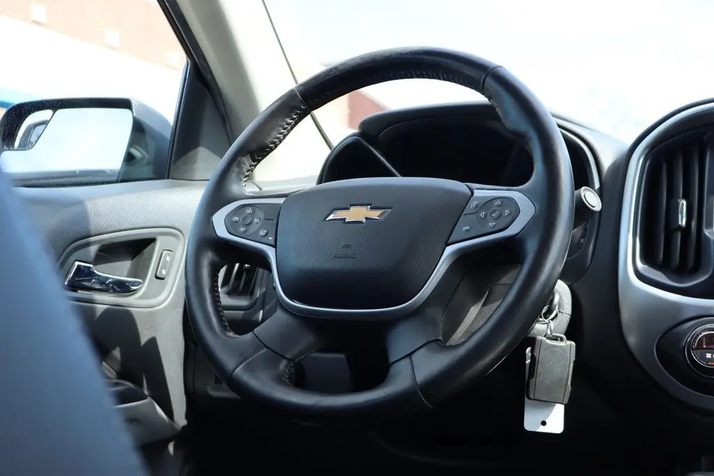 2019 Chevrolet Colorado LT photo 42
