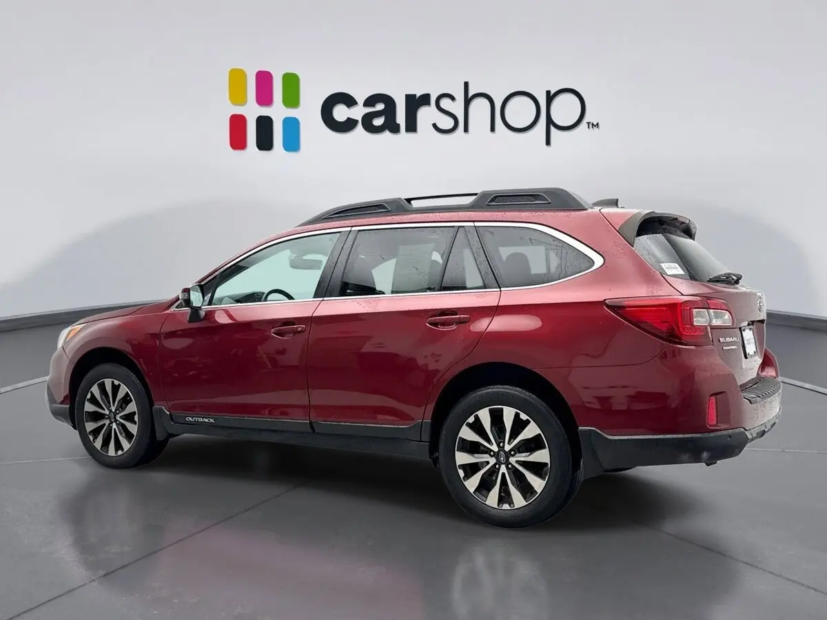 2017 Subaru Outback Limited photo 3