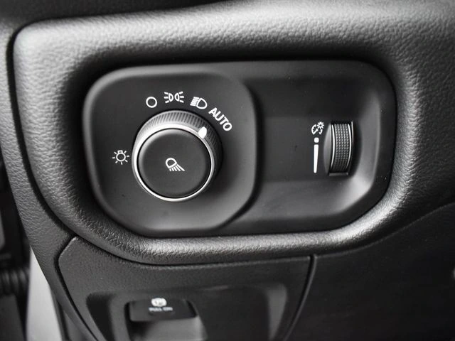 2026 RAM 1500 Tradesman - Photo 13