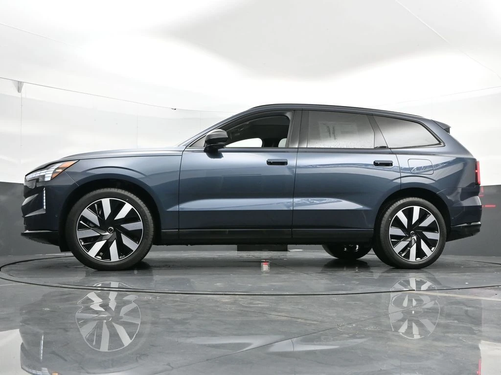 2025 Volvo EX90 Ultra - Photo 37