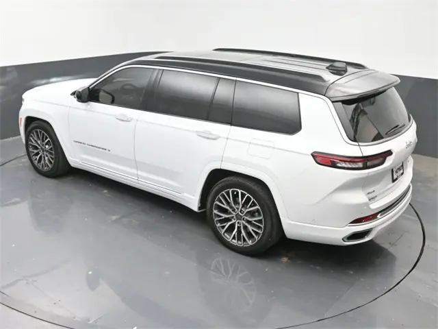 2024 Jeep Grand Cherokee L Summit photo 31