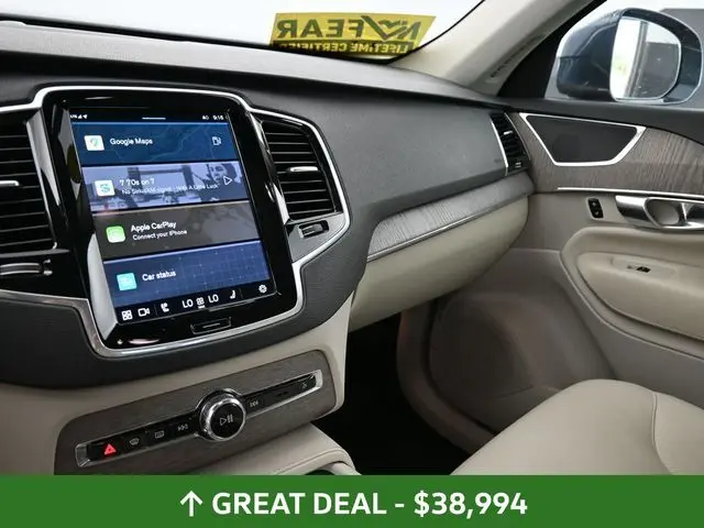 2023 Volvo XC90 Plus photo 14