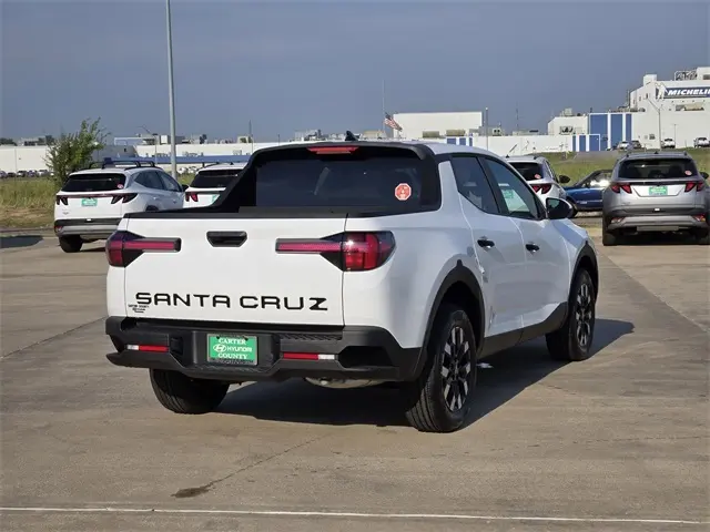 2026 Hyundai Santa Cruz SE photo 7