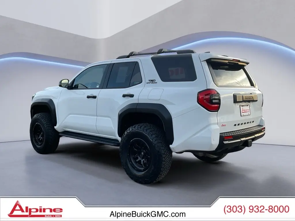 2025 Toyota 4Runner TRD Off-Road photo 3