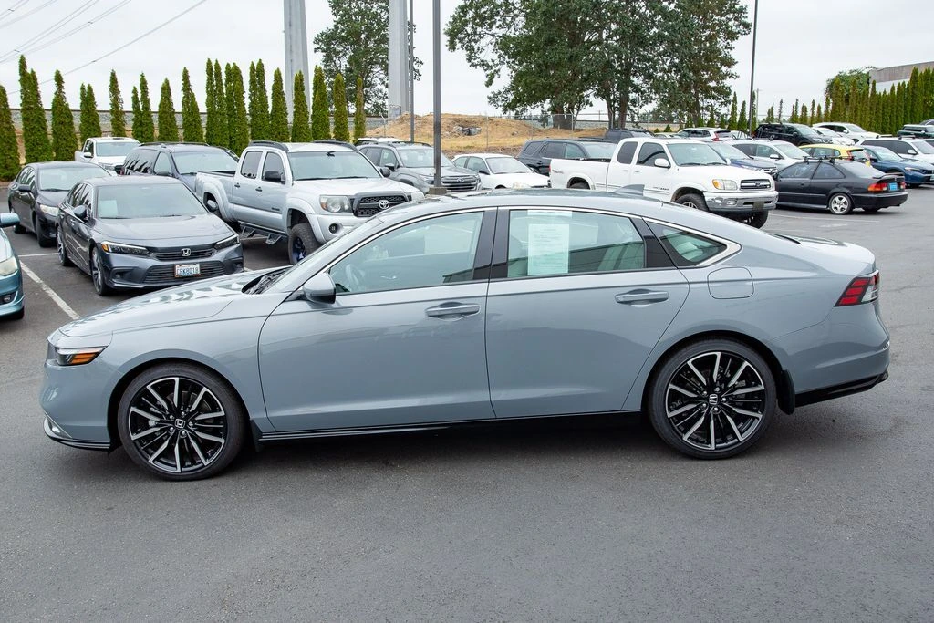 2026 Honda Accord Hybrid Touring - Photo 8