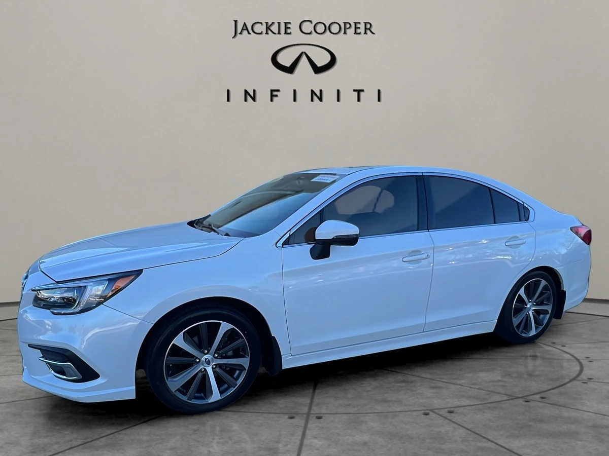 2019 Subaru Legacy Limited's photo