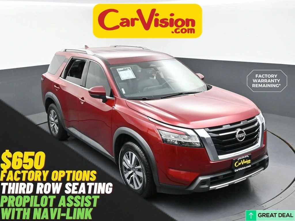 2023 Nissan Pathfinder SL's photo