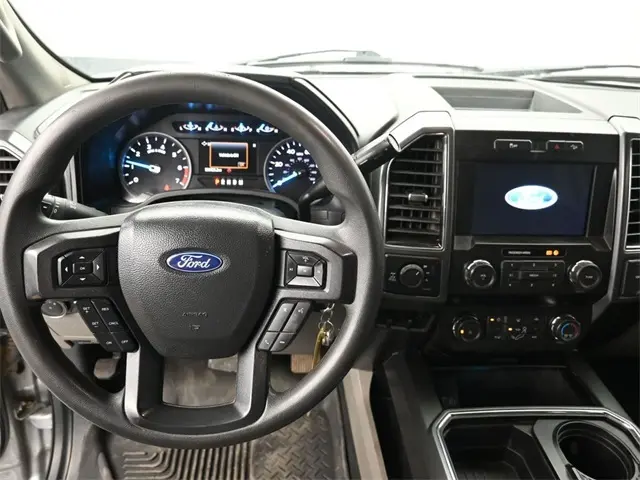 2022 Ford F-250 photo 16