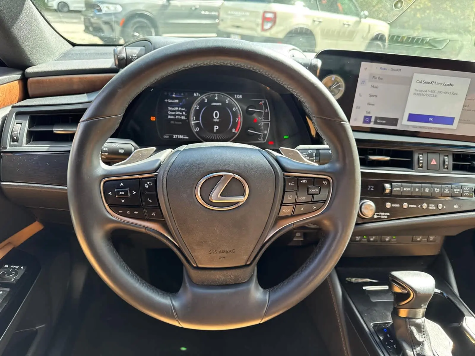 2023 Lexus ES Premium photo 17