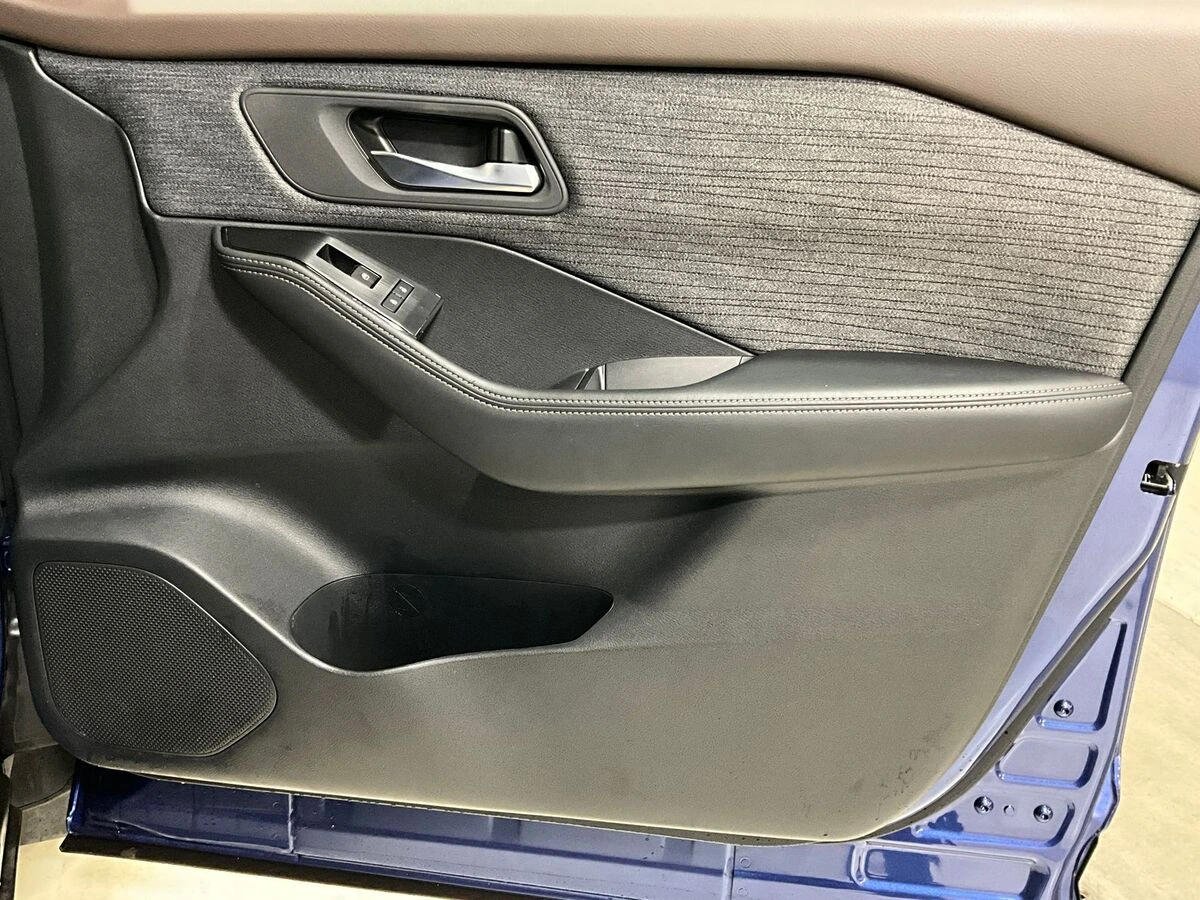 2023 Nissan Rogue SV - Photo 23