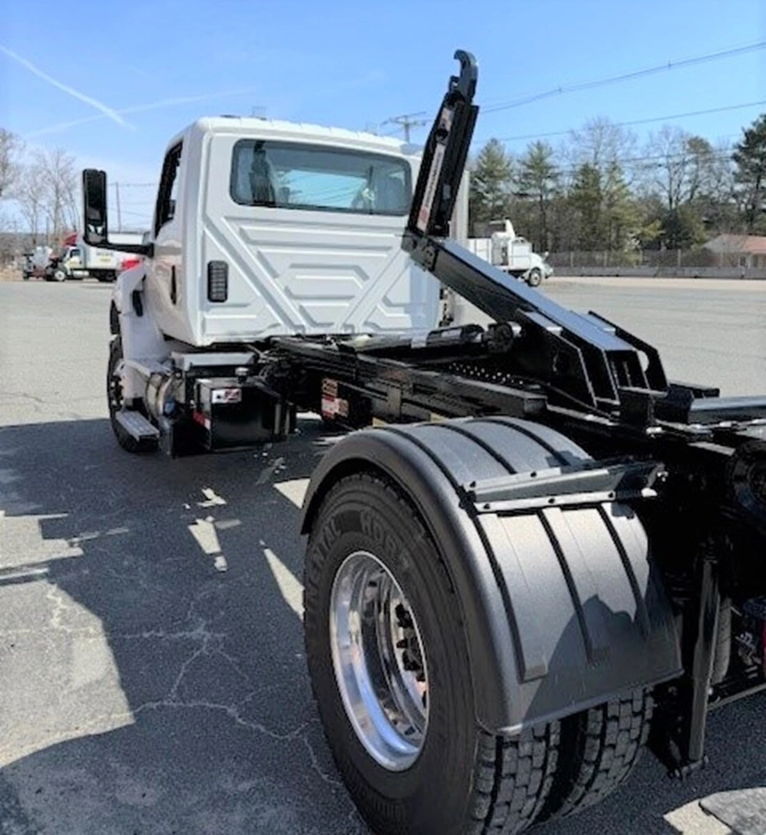 2025 International MV - image 3