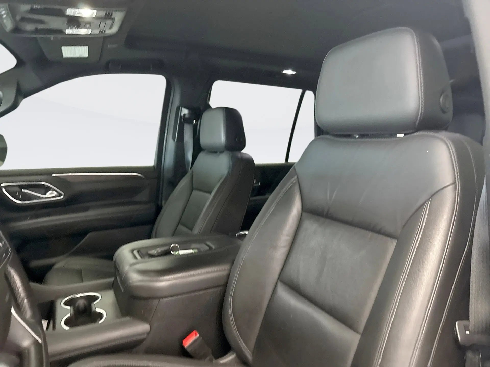 2021 Chevrolet Tahoe LT photo 9