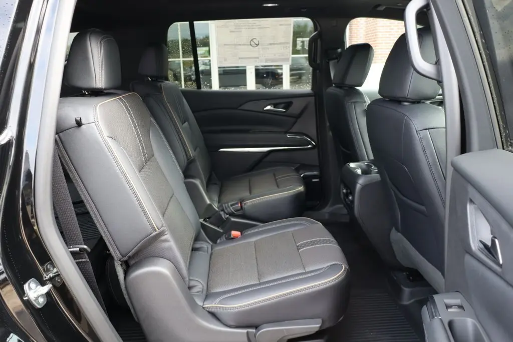 2026 Chevrolet Traverse High Country photo 45