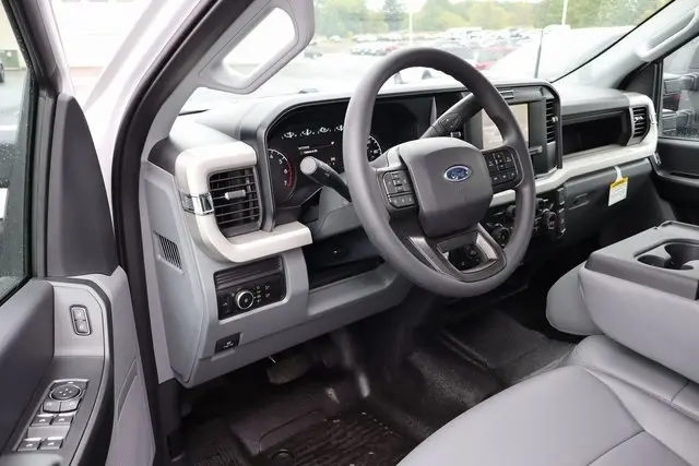 2026 Ford F-250 photo 4