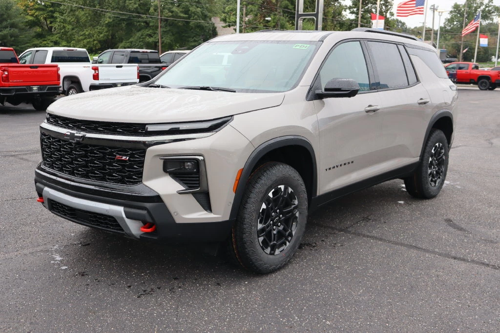 2027 Chevrolet Traverse Z71 - Photo 33