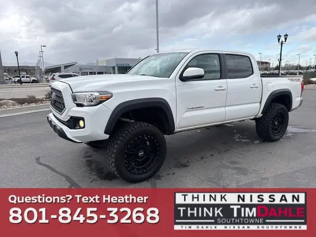 2018 Toyota Tacoma TRD Off Road's photo