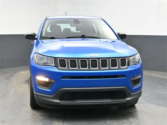 2019 Jeep Compass Sport photo 4