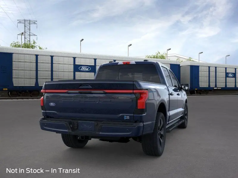 2025 Ford F-150 Lightning Platinum photo 7