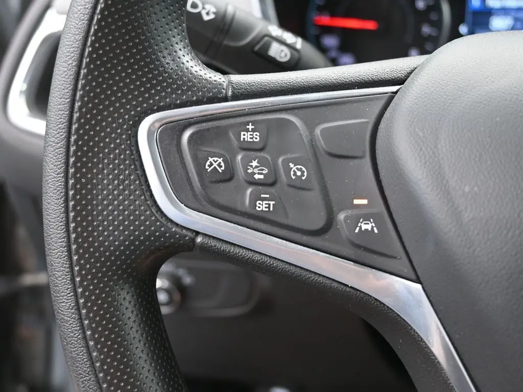 2023 Chevrolet Equinox LT photo 21
