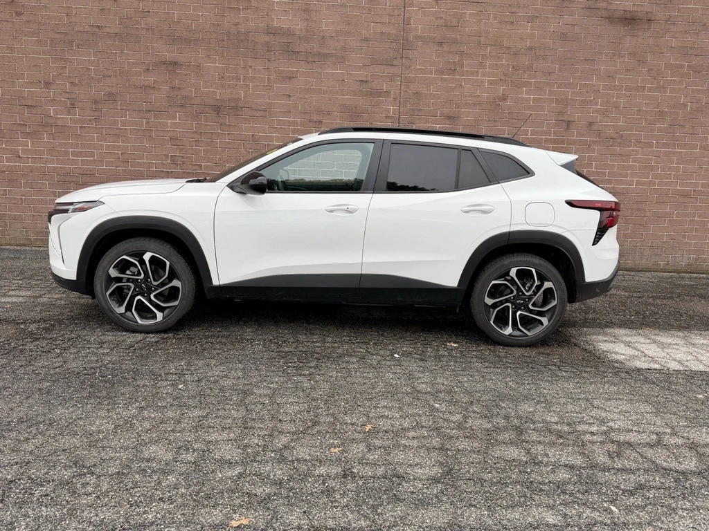 Used 2025 Chevrolet Trax RS with VIN KL77LJEP6SC015134 for sale in Kansas City