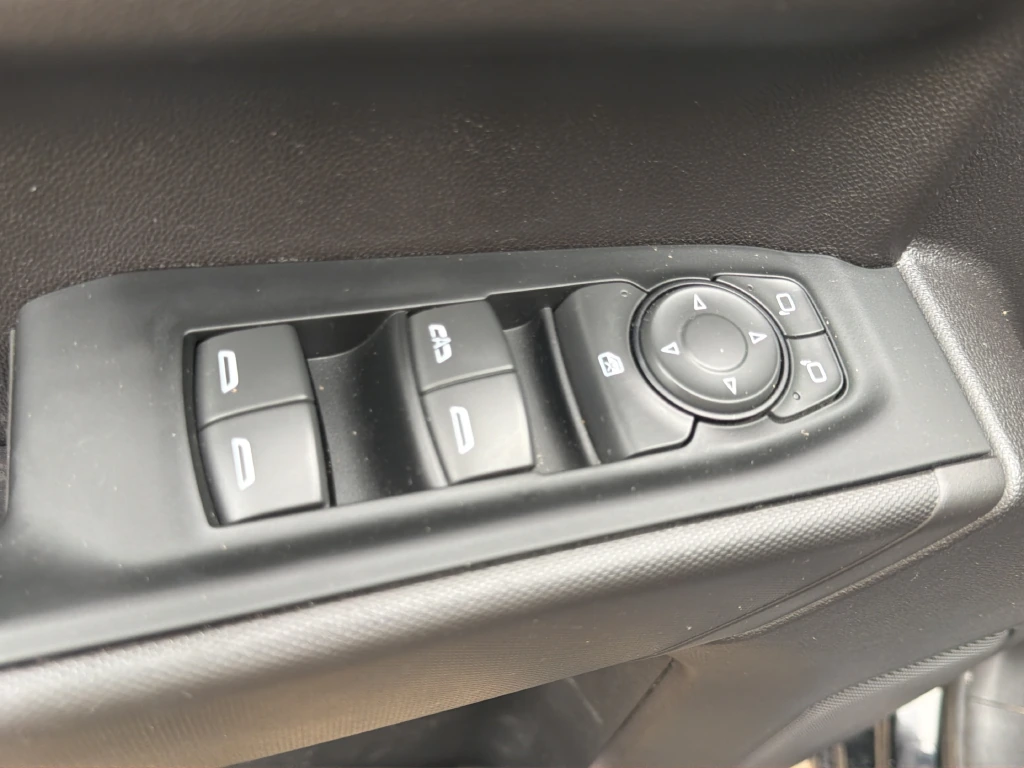 2024 Chevrolet Silverado 1500 Custom - Photo 19