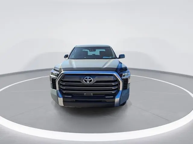 2025 Toyota Tundra Limited photo 3