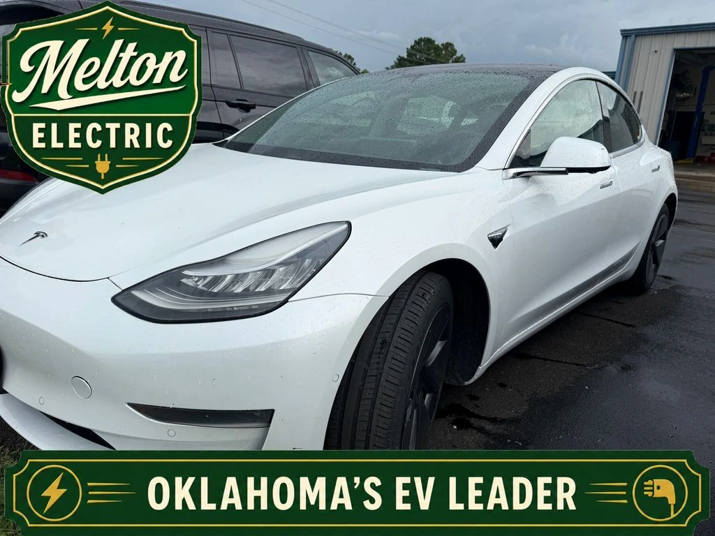 2019 Tesla Model 3 Standard Range Plus's photo
