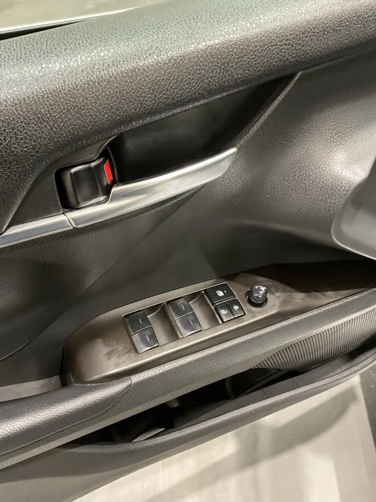 2024 Toyota Camry SE photo 7