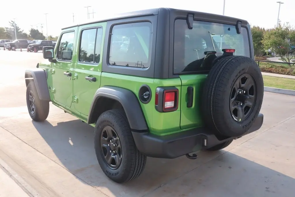 2025 Jeep Wrangler Sport photo 20