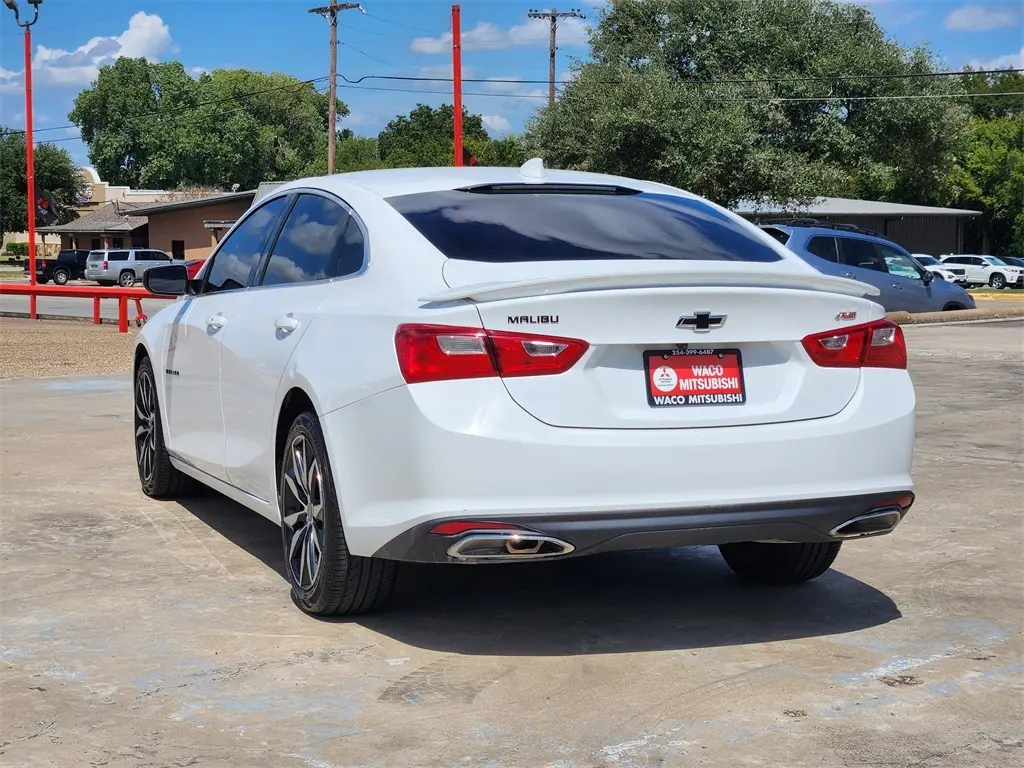 2021 Chevrolet Malibu RS photo 4