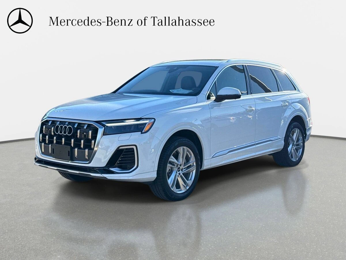 2025 Audi Q7 55 Premium Plus quattro Tiptronic's photo