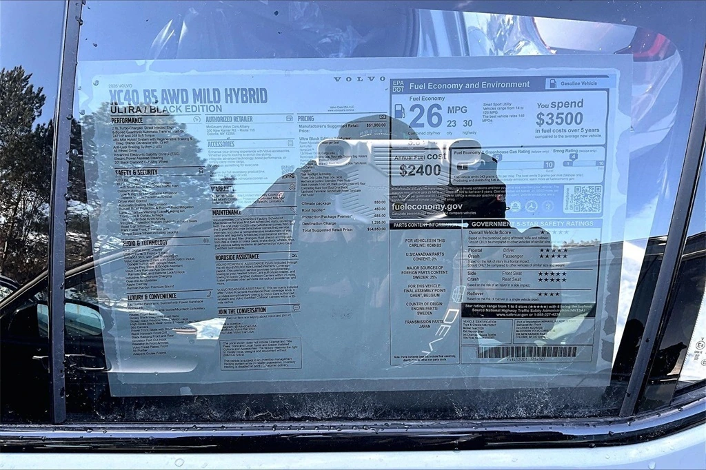 2026 Volvo - image 13