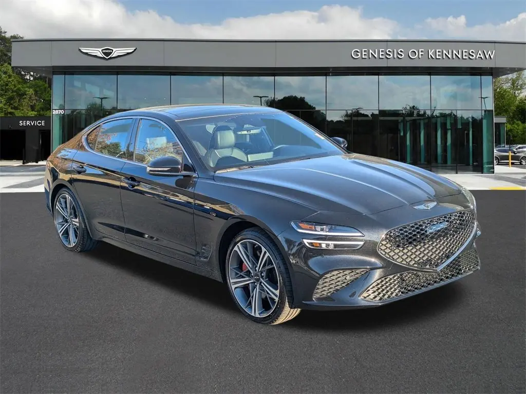 2025 GENESIS G70 Standard's photo