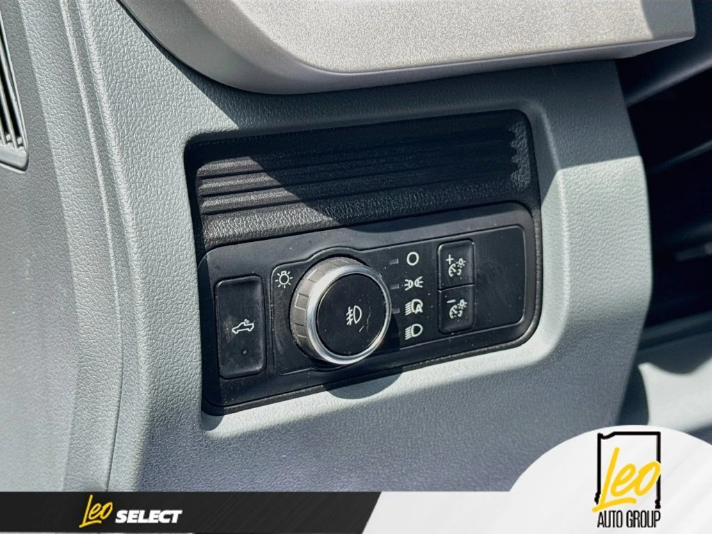 2026 Ford F-350 Super Duty XLT - Photo 13