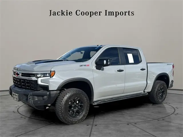2024 Chevrolet Silverado 1500 ZR2's photo