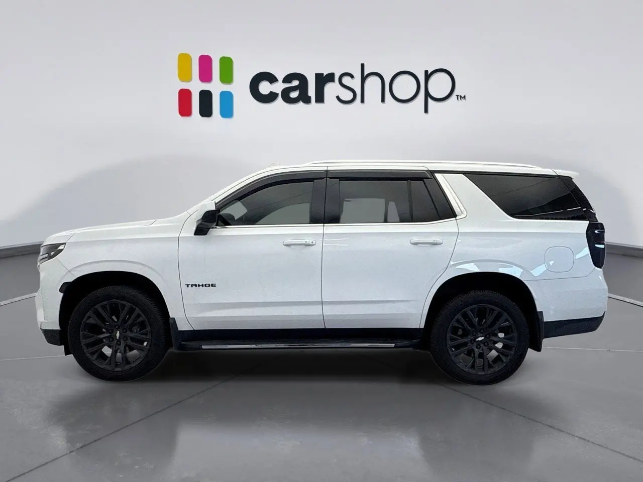 2021 Chevrolet Tahoe LT photo 2