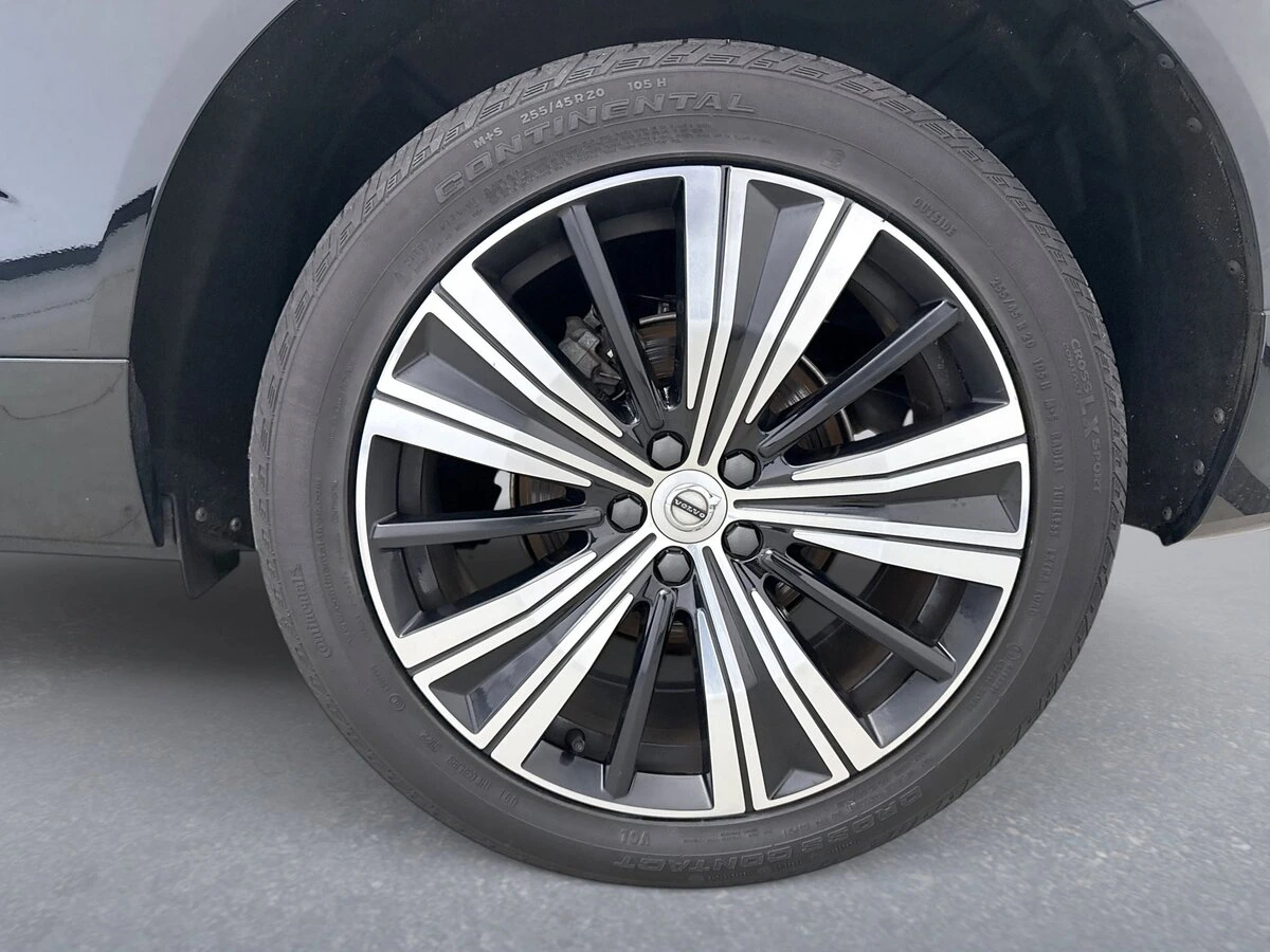 2023 Volvo - image 19