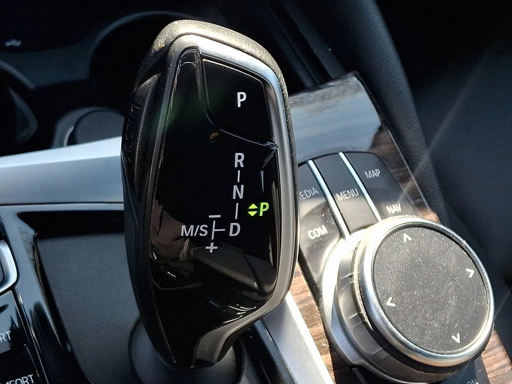 2023 BMW 5 Series 540i - Photo 16