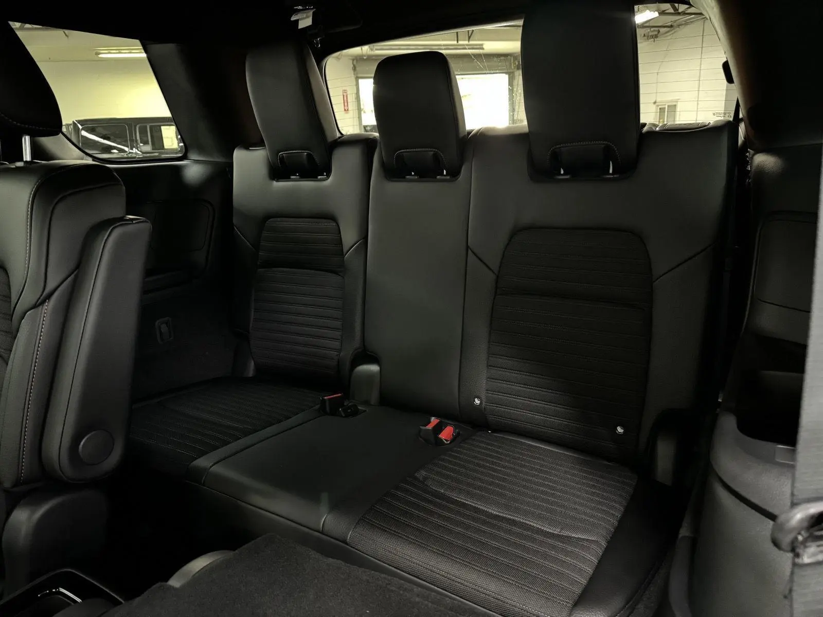 2025 Nissan Pathfinder Rock Creek photo 10