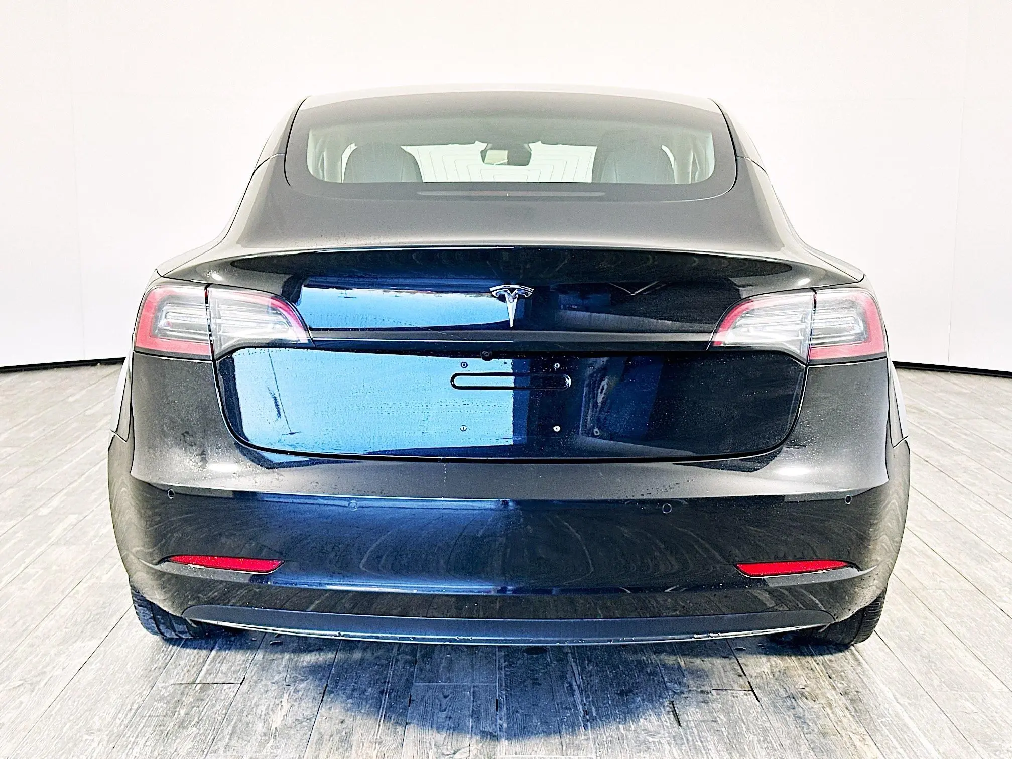 2018 Tesla Model 3 Long Range photo 4