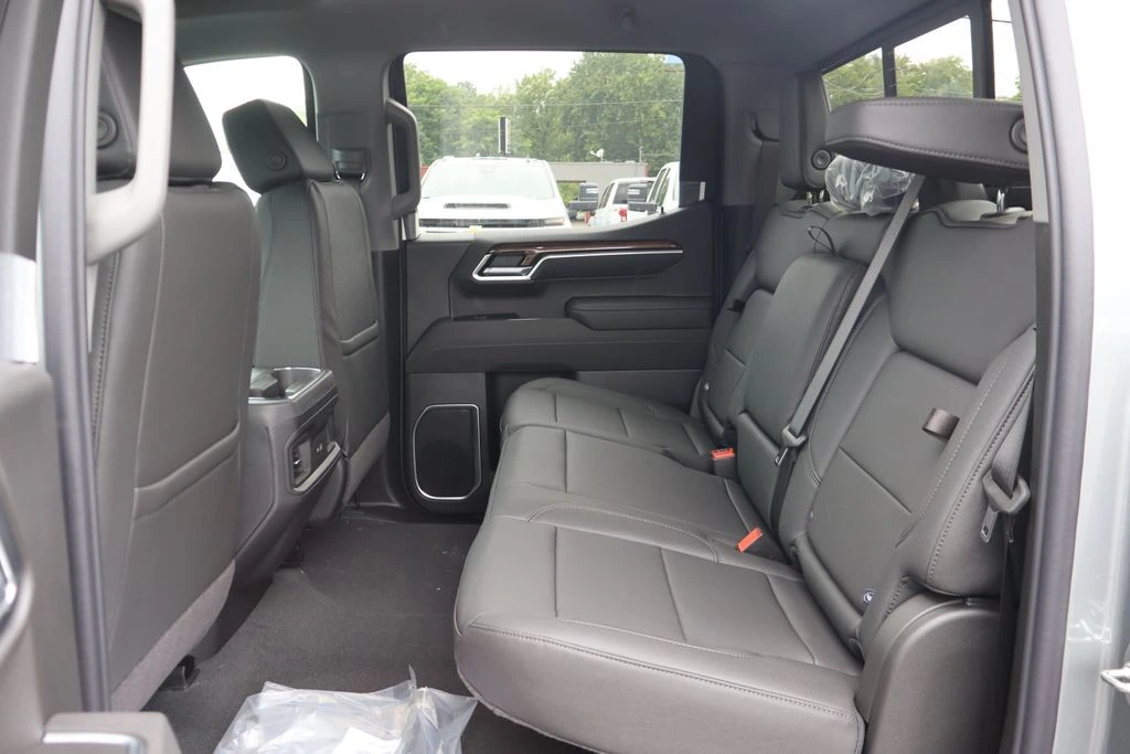 2026 Chevrolet Silverado 1500 RST - Photo 8