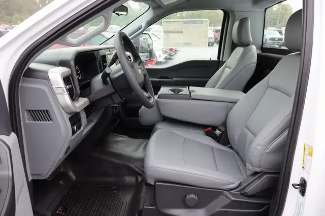 2026 Ford F-350 photo 17