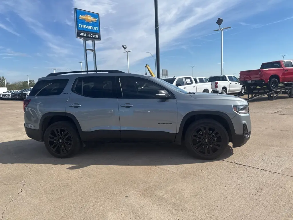 2023 Gmc Acadia SLT photo 3