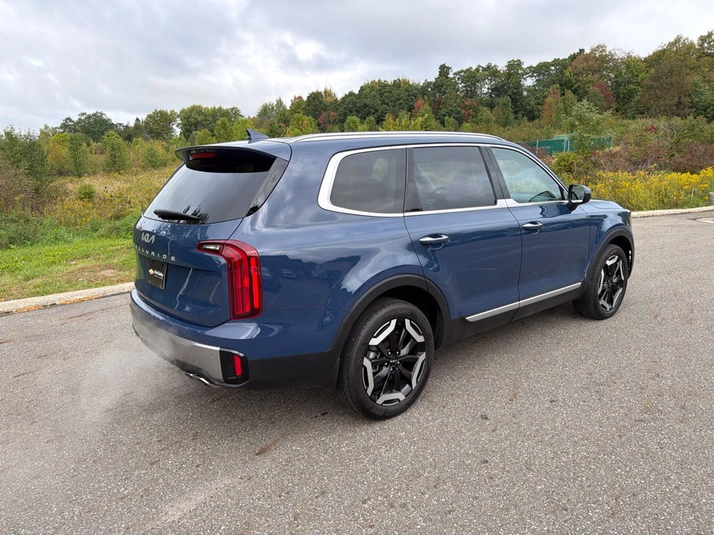 2025 Kia Telluride S - Photo 8