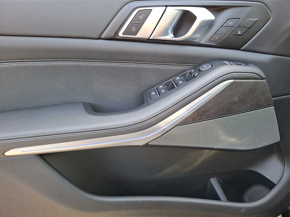 2025 BMW X5 40i - Photo 9