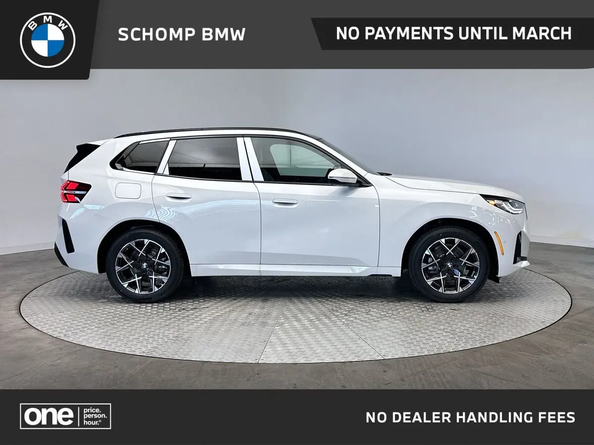 2026 BMW X3 30's photo